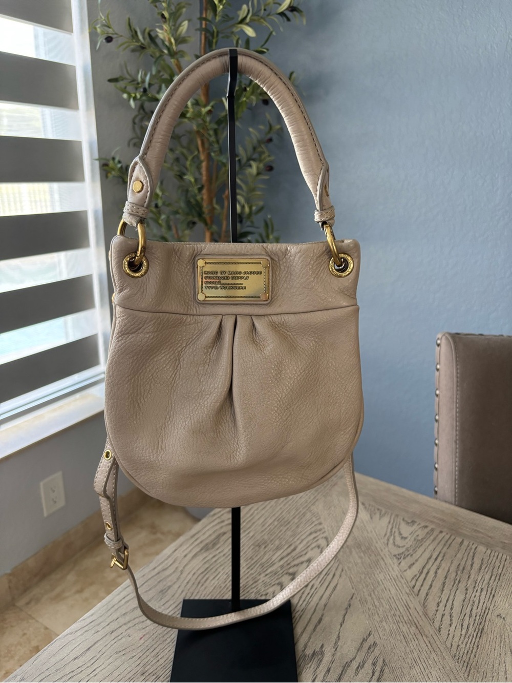 Marc by Marc Jacobs Workwear Leather Crossbody Shoulder Bag Taupe
